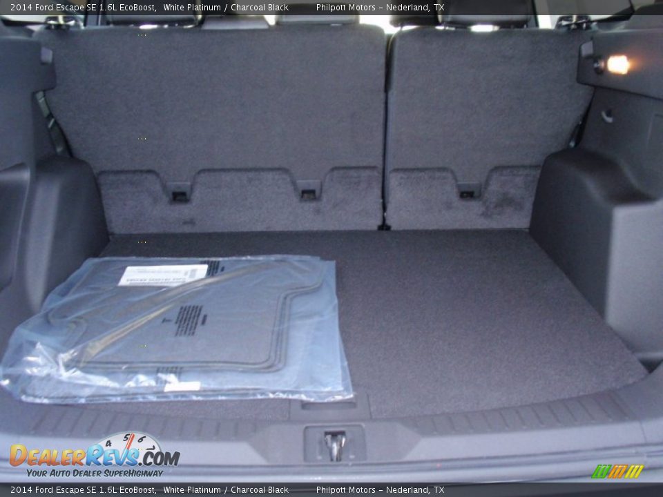 2014 Ford Escape SE 1.6L EcoBoost White Platinum / Charcoal Black Photo #23