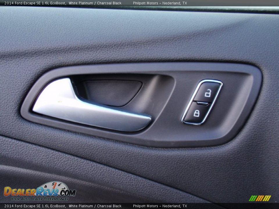 2014 Ford Escape SE 1.6L EcoBoost White Platinum / Charcoal Black Photo #28