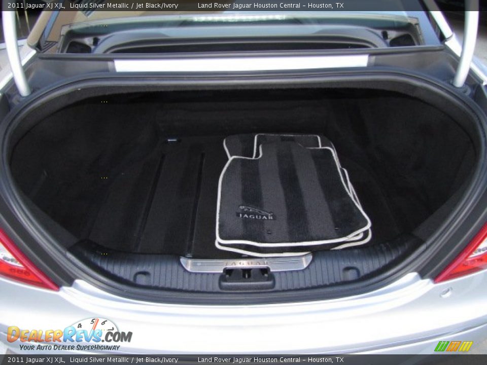 2011 Jaguar XJ XJL Liquid Silver Metallic / Jet Black/Ivory Photo #33
