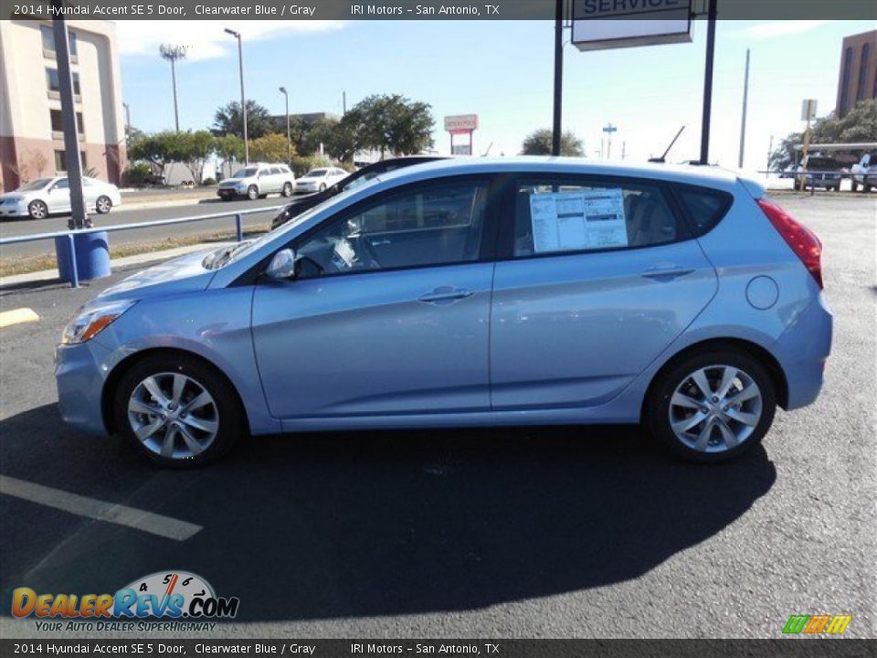 2014 Hyundai Accent SE 5 Door Clearwater Blue / Gray Photo #3