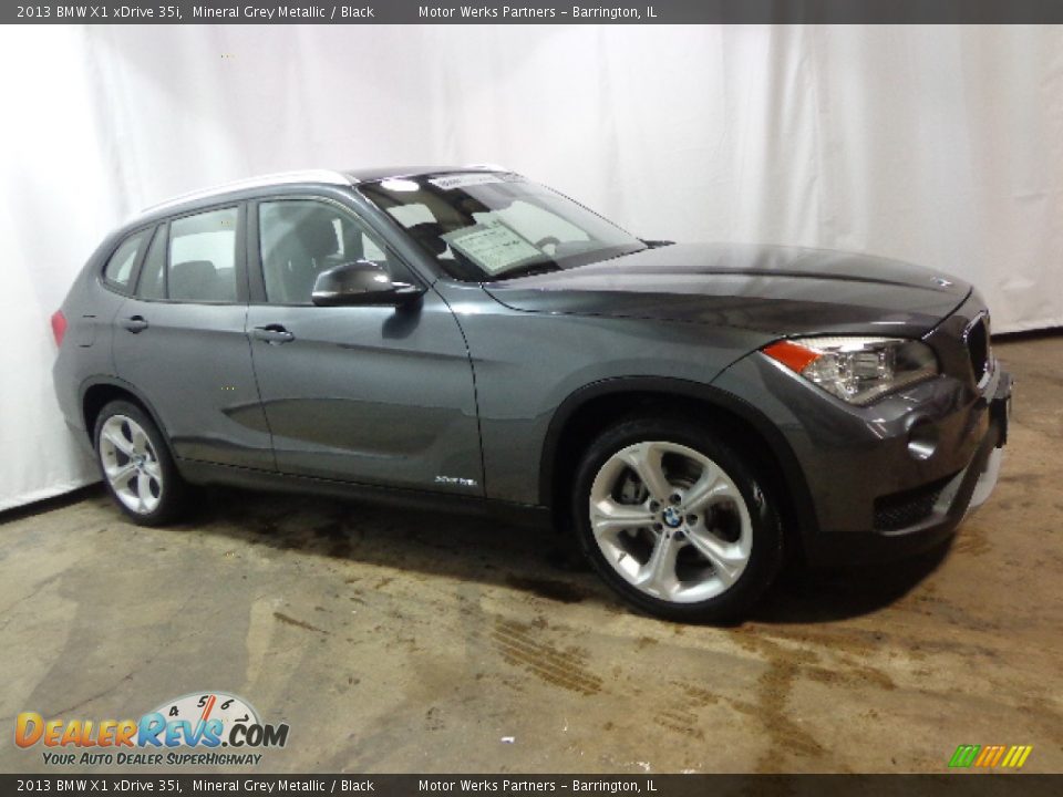 Front 3/4 View of 2013 BMW X1 xDrive 35i Photo #17