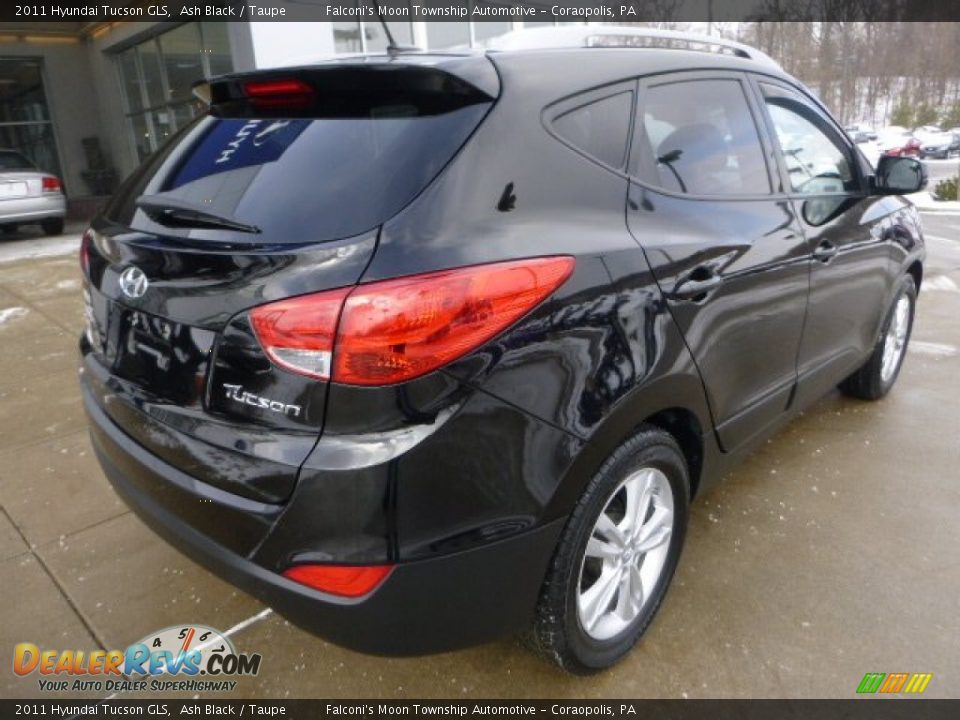 2011 Hyundai Tucson GLS Ash Black / Taupe Photo #2