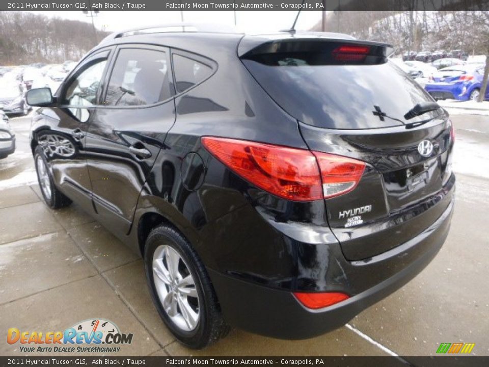 2011 Hyundai Tucson GLS Ash Black / Taupe Photo #4