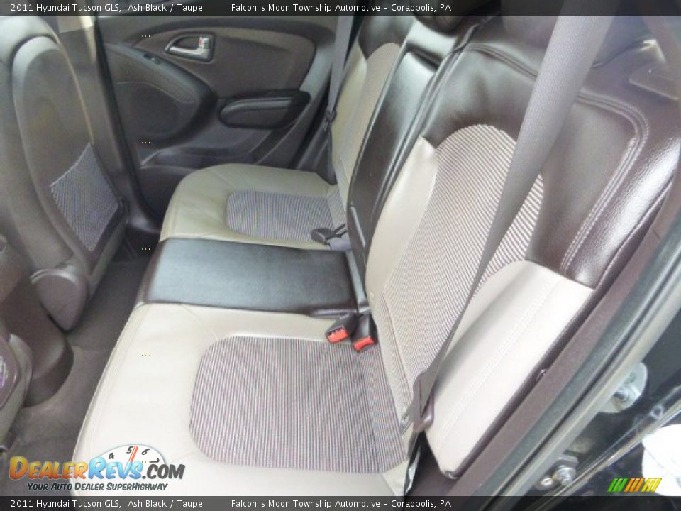 2011 Hyundai Tucson GLS Ash Black / Taupe Photo #16