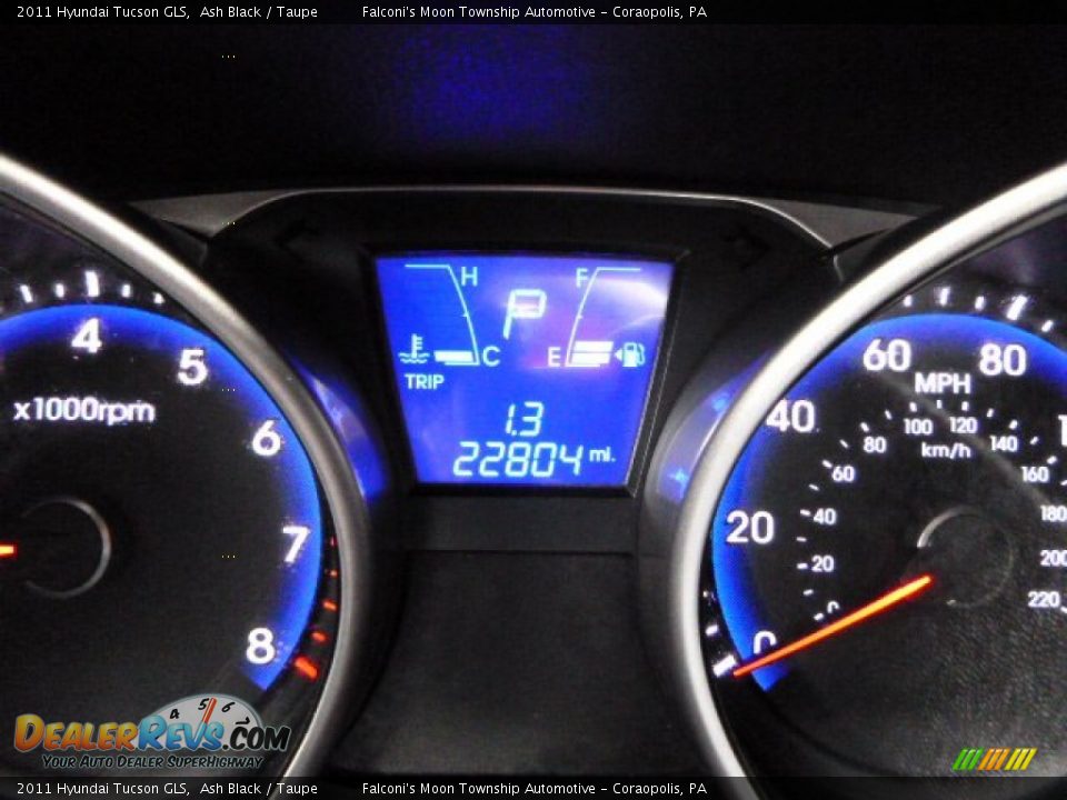 2011 Hyundai Tucson GLS Ash Black / Taupe Photo #24