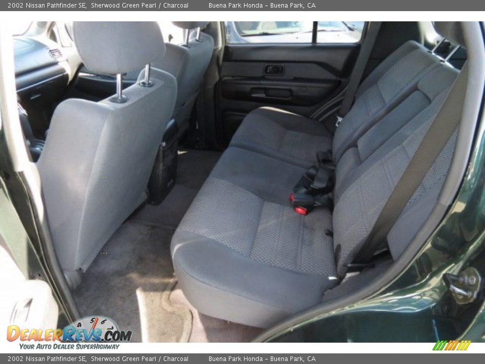 2002 Nissan Pathfinder SE Sherwood Green Pearl / Charcoal Photo #5