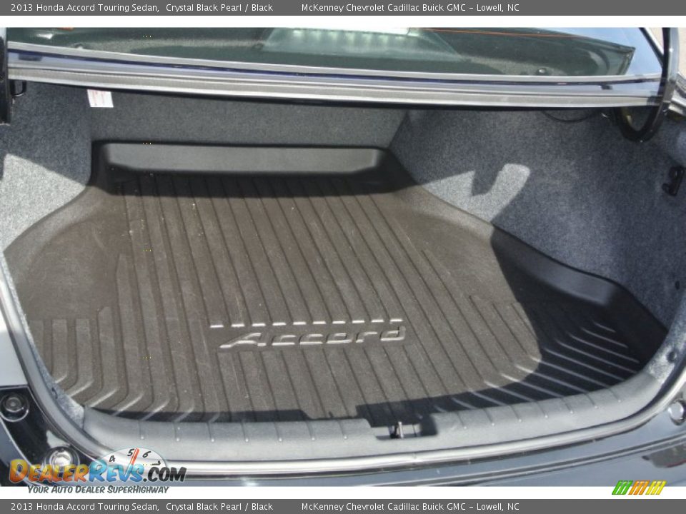 2013 Honda Accord Touring Sedan Crystal Black Pearl / Black Photo #23
