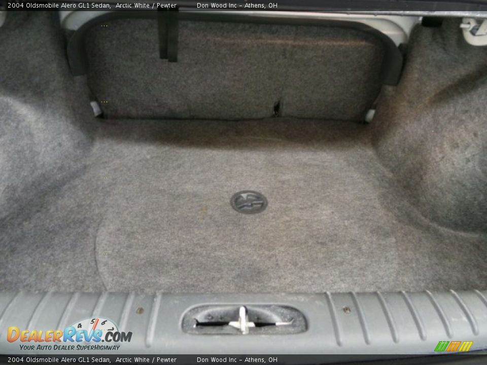 2004 Oldsmobile Alero GL1 Sedan Arctic White / Pewter Photo #4