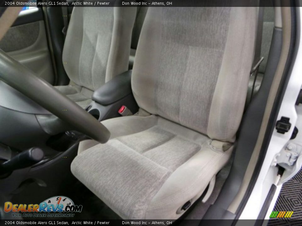 2004 Oldsmobile Alero GL1 Sedan Arctic White / Pewter Photo #6