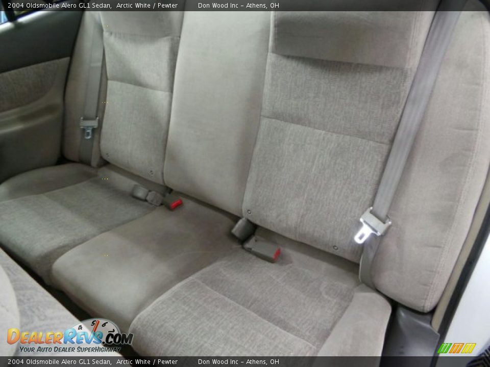 2004 Oldsmobile Alero GL1 Sedan Arctic White / Pewter Photo #7