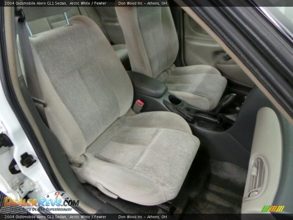 2004 Oldsmobile Alero GL1 Sedan Arctic White / Pewter Photo #9