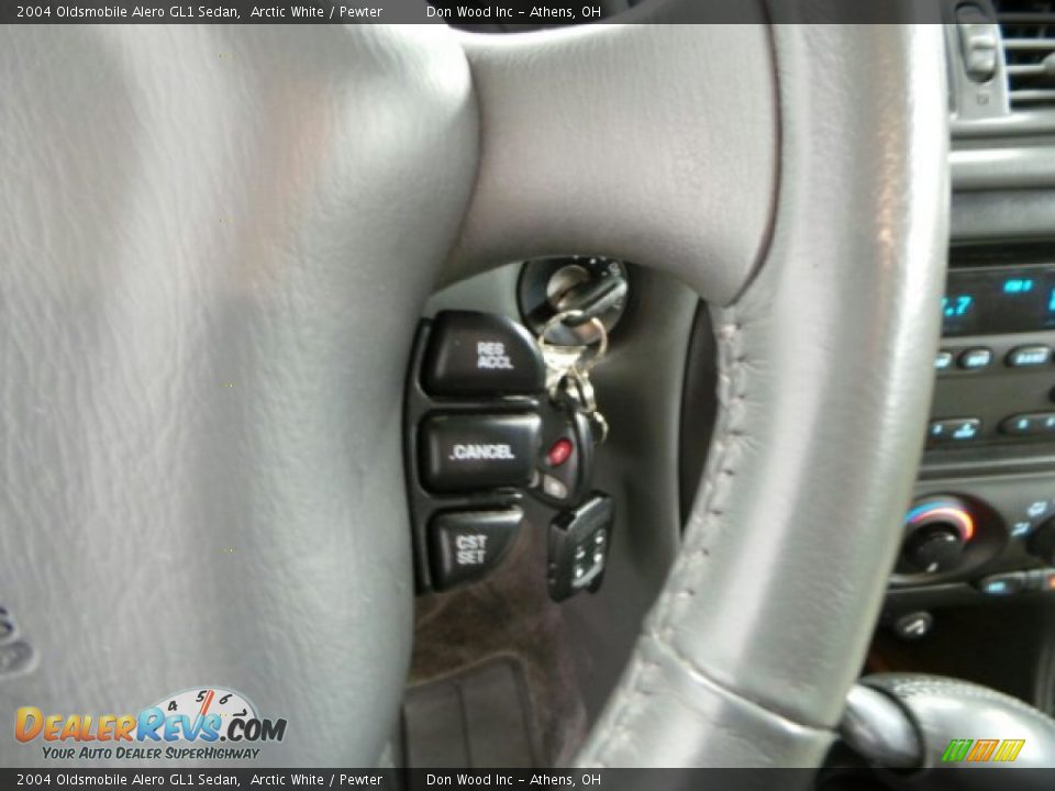 2004 Oldsmobile Alero GL1 Sedan Arctic White / Pewter Photo #16