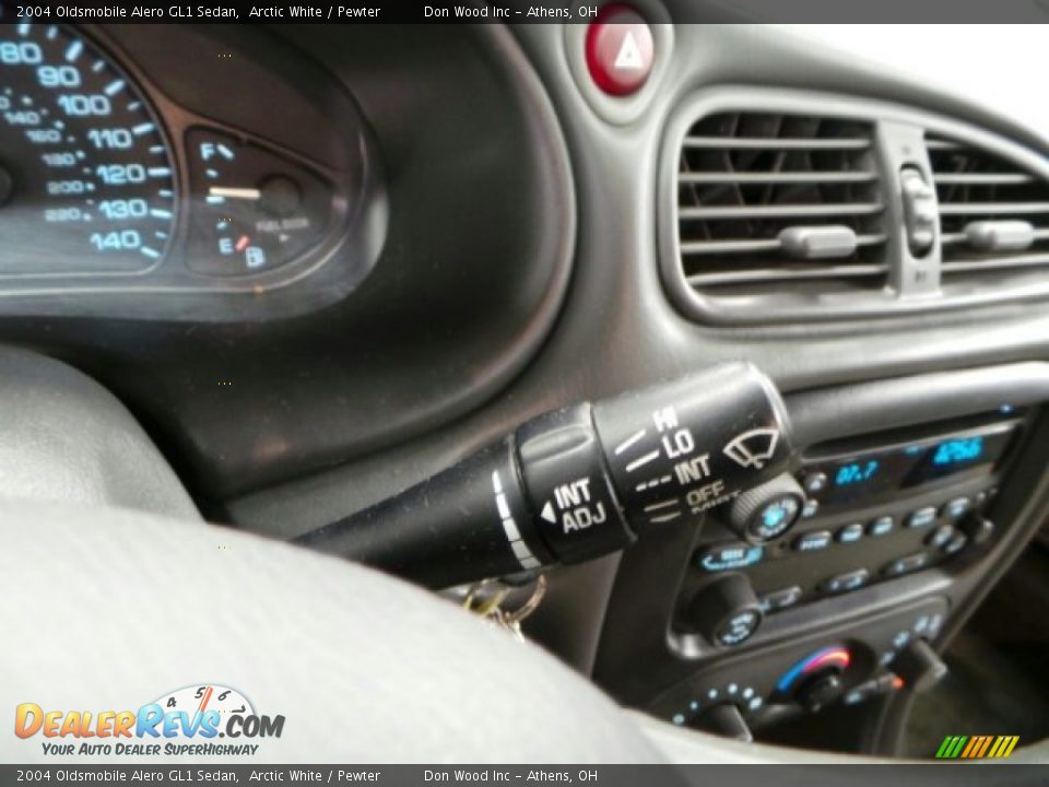 2004 Oldsmobile Alero GL1 Sedan Arctic White / Pewter Photo #18