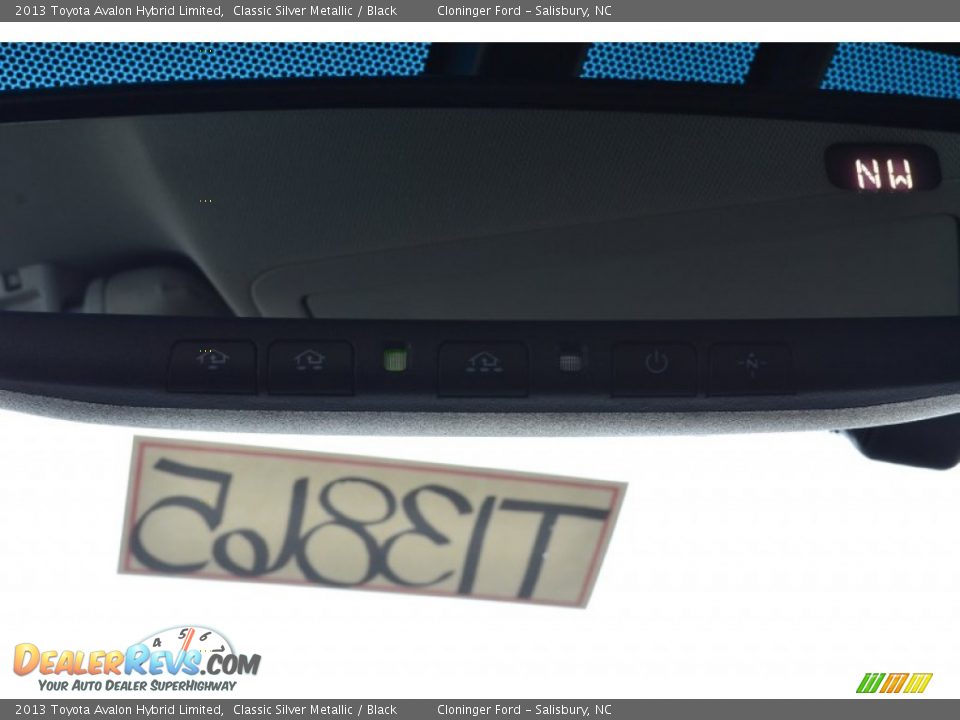 2013 Toyota Avalon Hybrid Limited Classic Silver Metallic / Black Photo #19