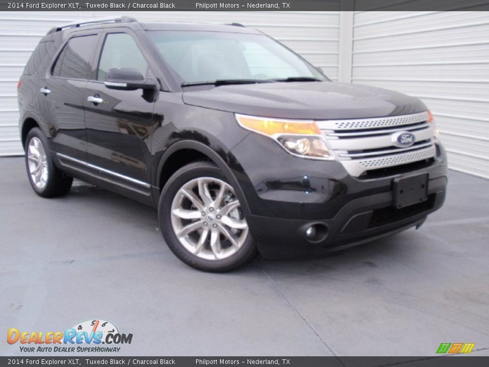 2014 Ford Explorer XLT Tuxedo Black / Charcoal Black Photo #2