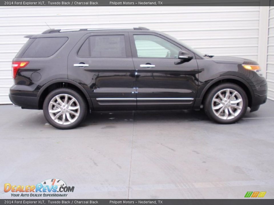 2014 Ford Explorer XLT Tuxedo Black / Charcoal Black Photo #3