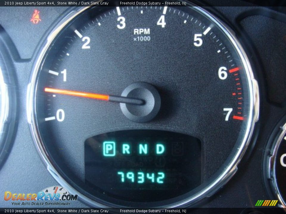 2010 Jeep Liberty Sport 4x4 Stone White / Dark Slate Gray Photo #19