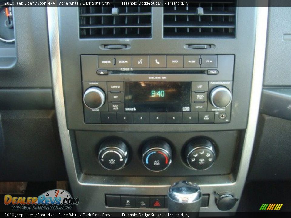 2010 Jeep Liberty Sport 4x4 Stone White / Dark Slate Gray Photo #20