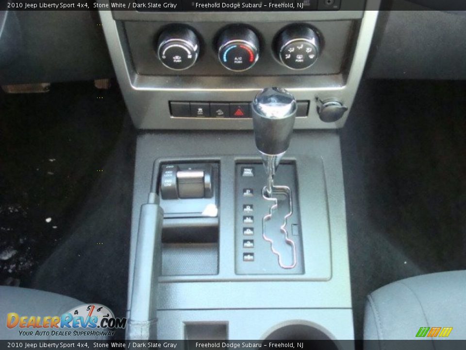 2010 Jeep Liberty Sport 4x4 Stone White / Dark Slate Gray Photo #21