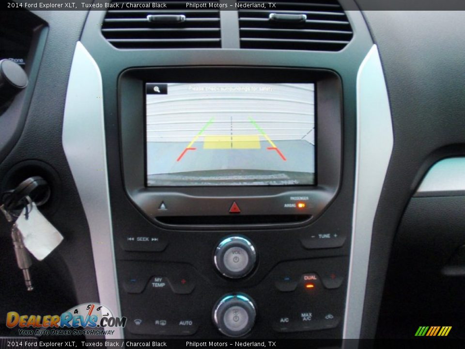 2014 Ford Explorer XLT Tuxedo Black / Charcoal Black Photo #34