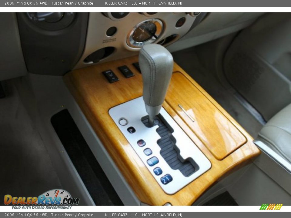 2006 Infiniti QX 56 4WD Tuscan Pearl / Graphite Photo #20