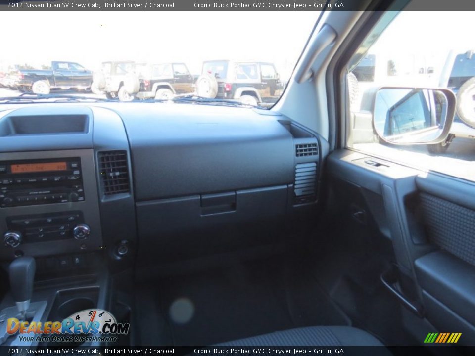 2012 Nissan Titan SV Crew Cab Brilliant Silver / Charcoal Photo #18