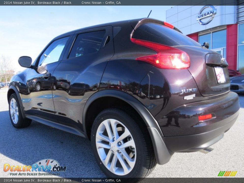 2014 Nissan Juke SV Bordeaux Black / Black Photo #3