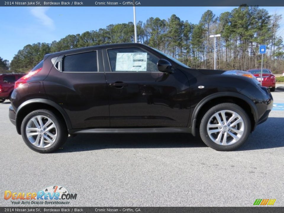 2014 Nissan Juke SV Bordeaux Black / Black Photo #6