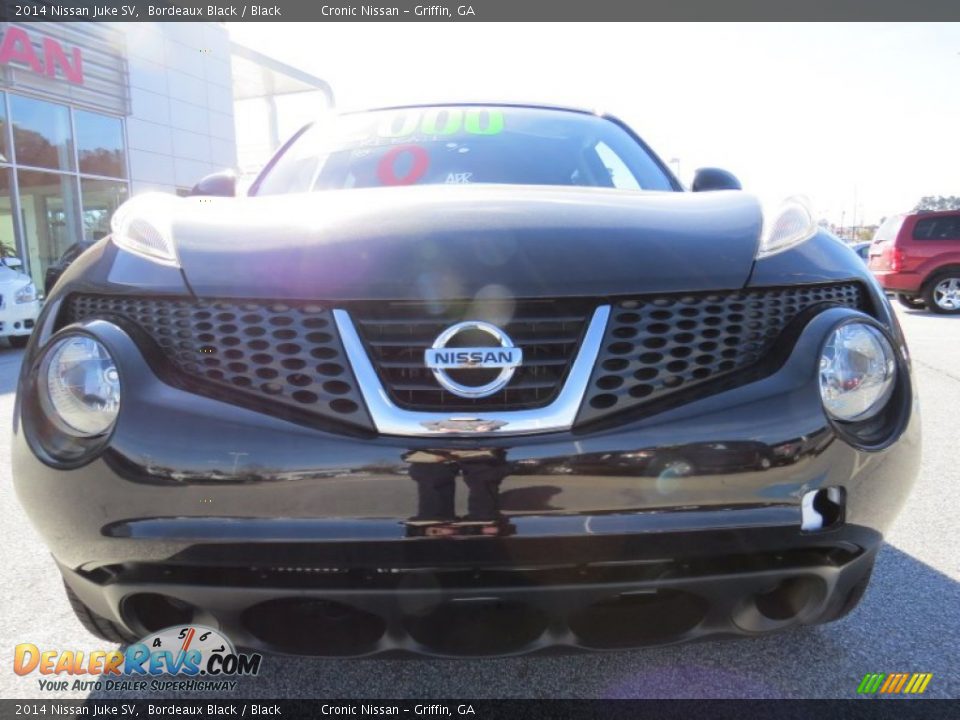 2014 Nissan Juke SV Bordeaux Black / Black Photo #8