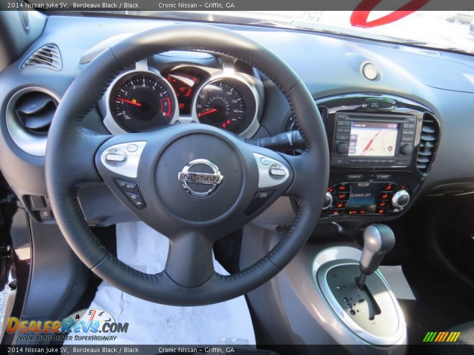 2014 Nissan Juke SV Bordeaux Black / Black Photo #11