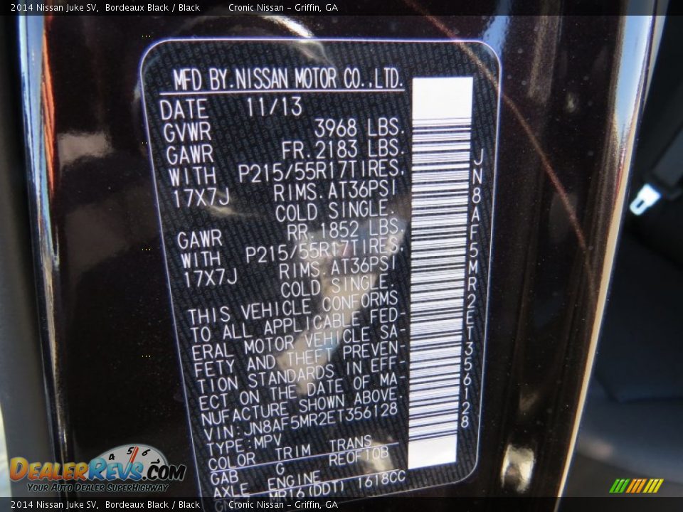 2014 Nissan Juke SV Bordeaux Black / Black Photo #17