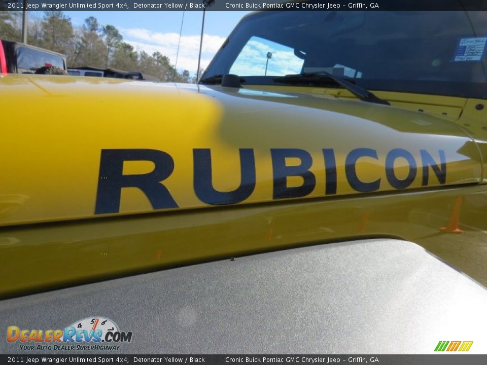 2011 Jeep Wrangler Unlimited Sport 4x4 Detonator Yellow / Black Photo #10