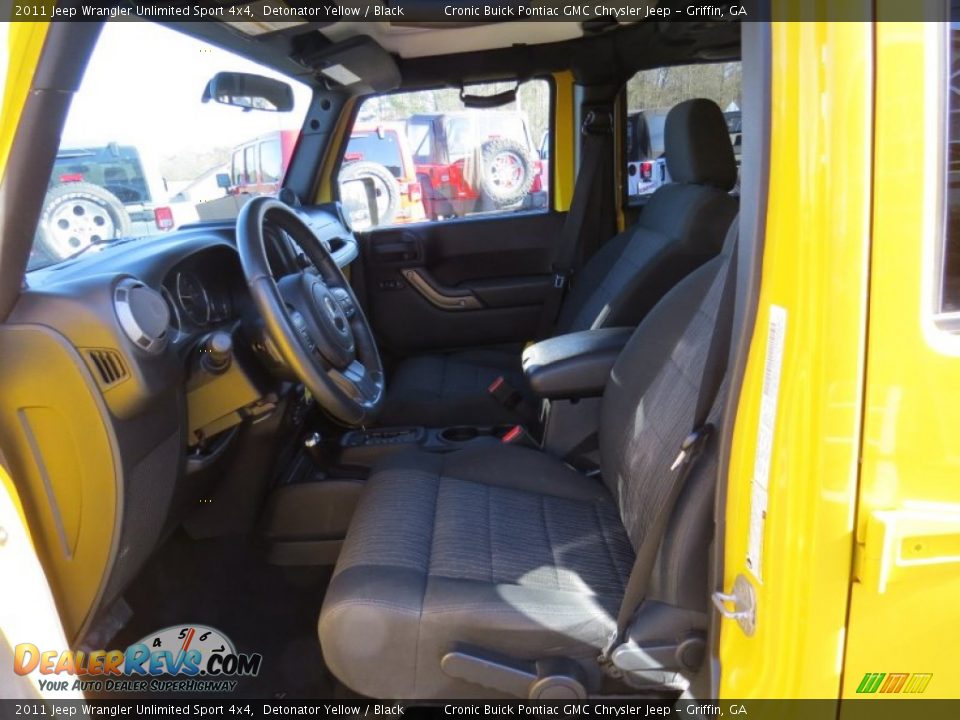 2011 Jeep Wrangler Unlimited Sport 4x4 Detonator Yellow / Black Photo #11