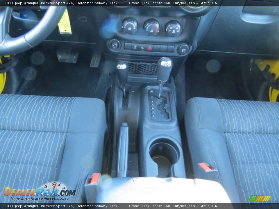 2011 Jeep Wrangler Unlimited Sport 4x4 Detonator Yellow / Black Photo #15