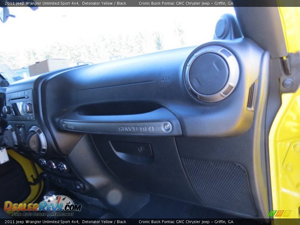 2011 Jeep Wrangler Unlimited Sport 4x4 Detonator Yellow / Black Photo #19