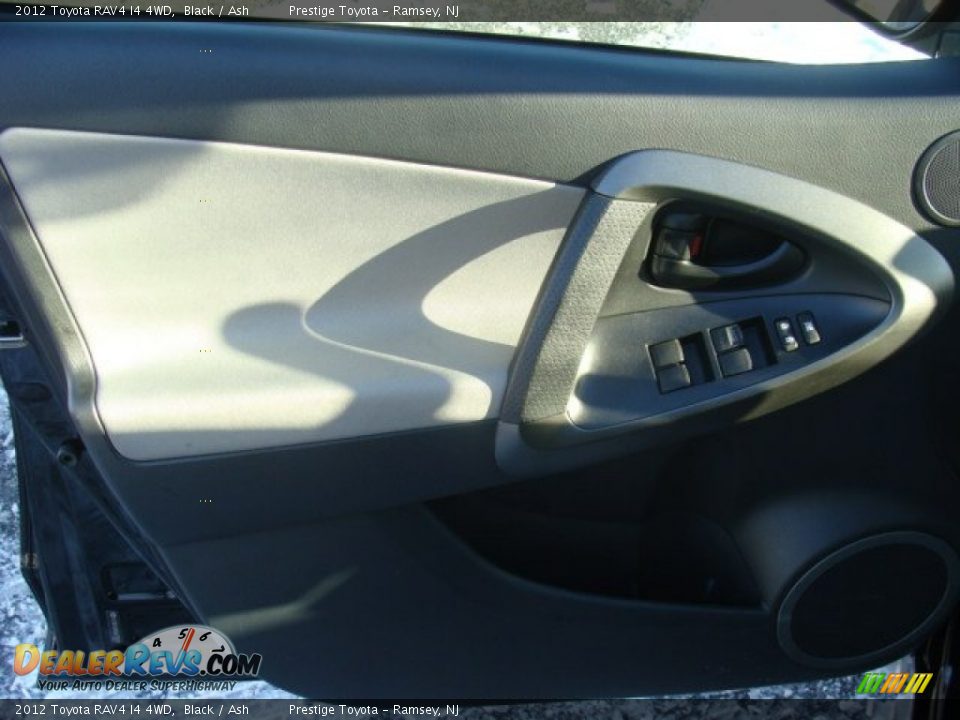 2012 Toyota RAV4 I4 4WD Black / Ash Photo #6
