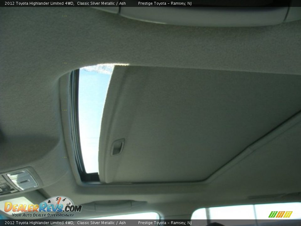 2012 Toyota Highlander Limited 4WD Classic Silver Metallic / Ash Photo #8