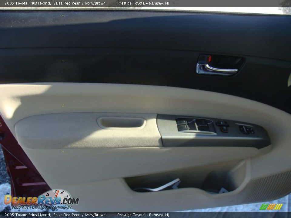 2005 Toyota Prius Hybrid Salsa Red Pearl / Ivory/Brown Photo #6