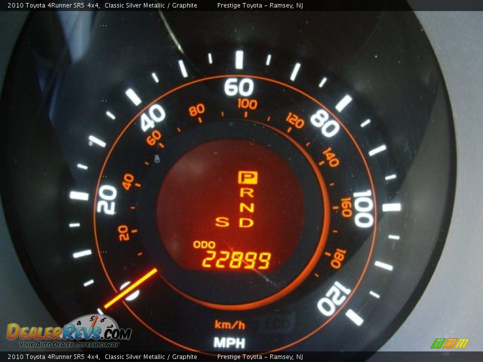 2010 Toyota 4Runner SR5 4x4 Classic Silver Metallic / Graphite Photo #10