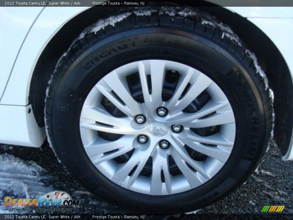 2012 Toyota Camry LE Super White / Ash Photo #14