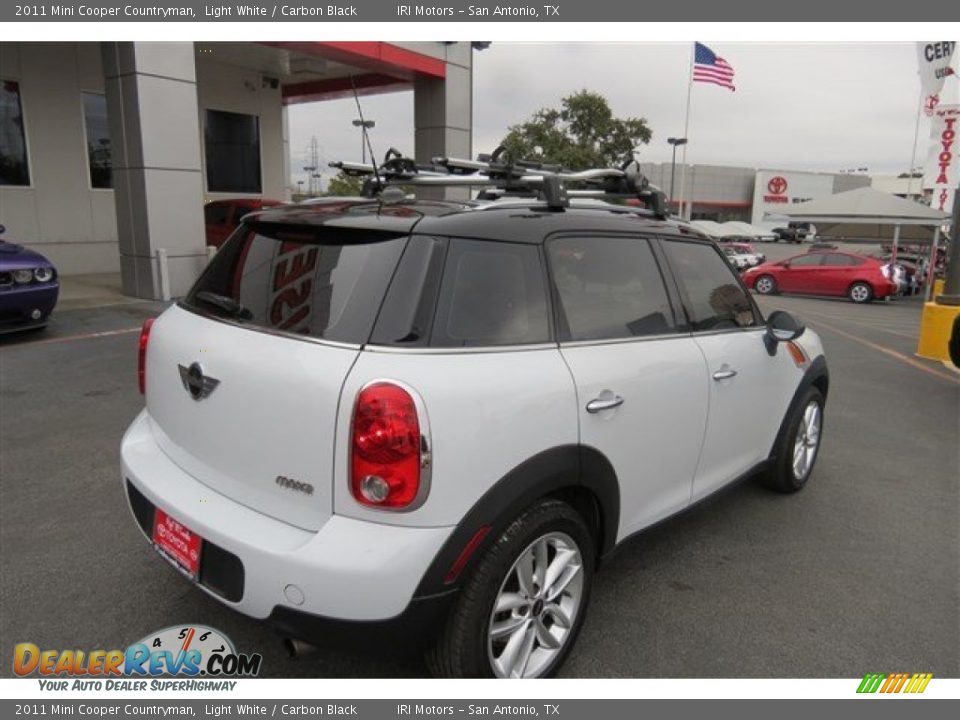 2011 Mini Cooper Countryman Light White / Carbon Black Photo #7
