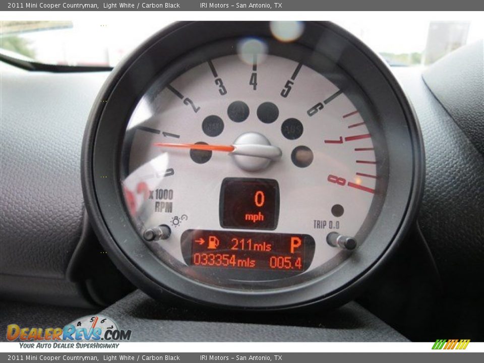 2011 Mini Cooper Countryman Light White / Carbon Black Photo #17