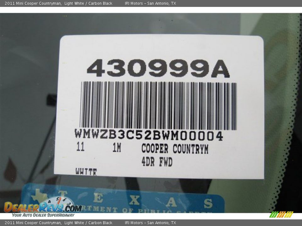 2011 Mini Cooper Countryman Light White / Carbon Black Photo #19