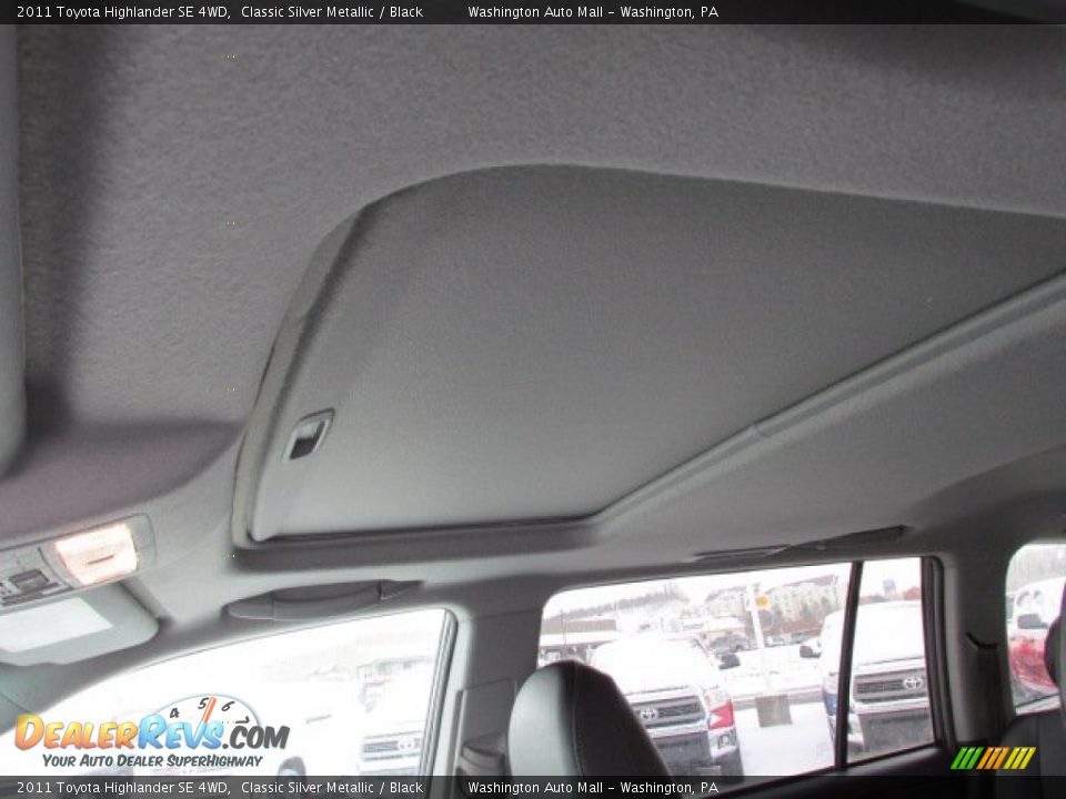 2011 Toyota Highlander SE 4WD Classic Silver Metallic / Black Photo #8