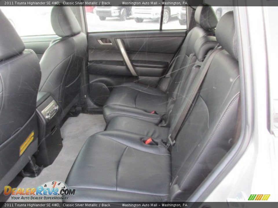 2011 Toyota Highlander SE 4WD Classic Silver Metallic / Black Photo #17