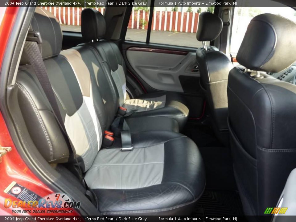 2004 Jeep Grand Cherokee Overland 4x4 Inferno Red Pearl / Dark Slate Gray Photo #8