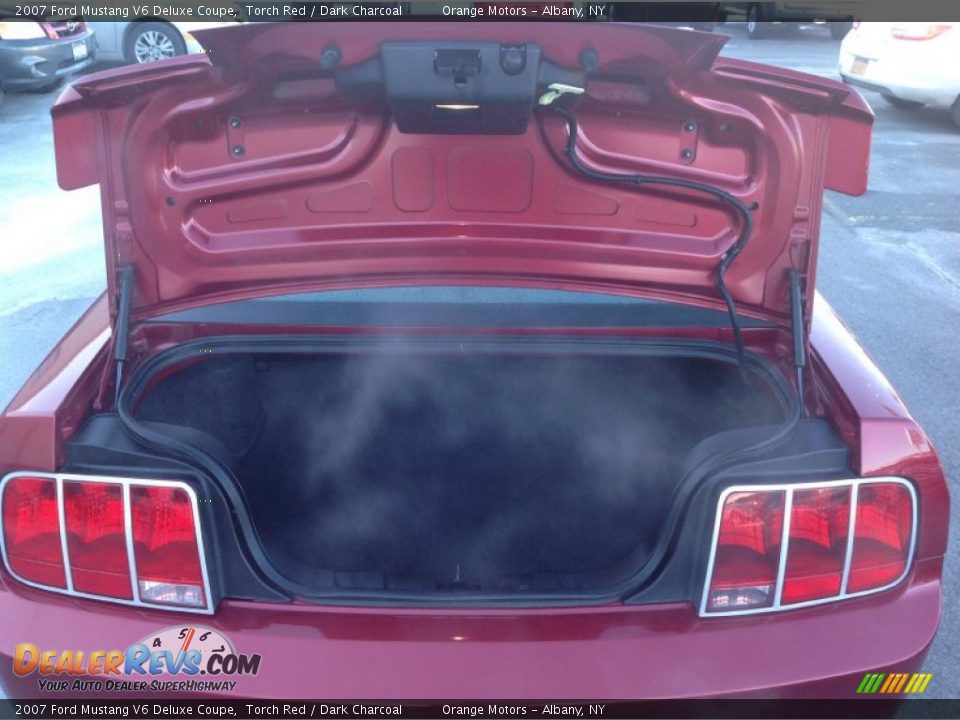 2007 Ford Mustang V6 Deluxe Coupe Torch Red / Dark Charcoal Photo #20