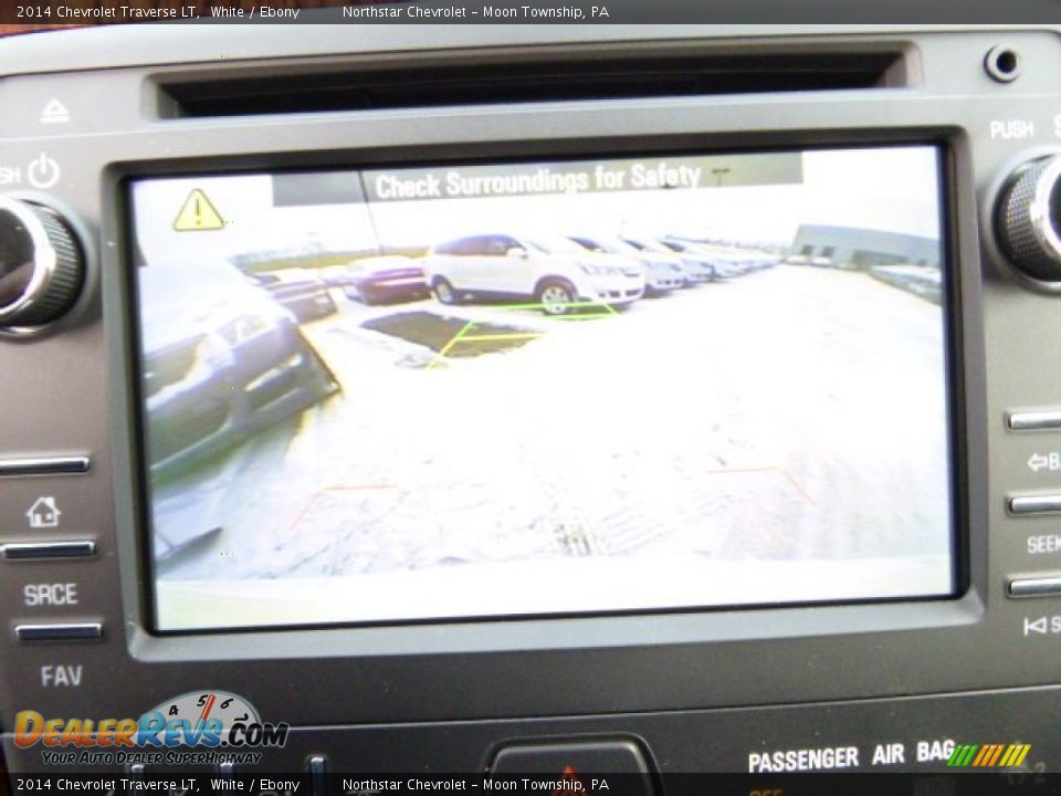 2014 Chevrolet Traverse LT White / Ebony Photo #16