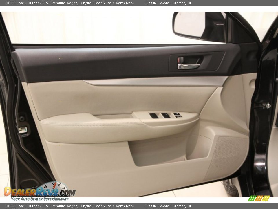 2010 Subaru Outback 2.5i Premium Wagon Crystal Black Silica / Warm Ivory Photo #4