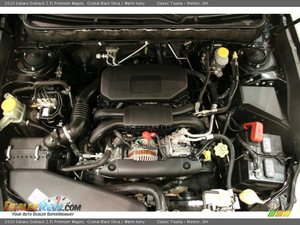 2010 Subaru Outback 2.5i Premium Wagon Crystal Black Silica / Warm Ivory Photo #24